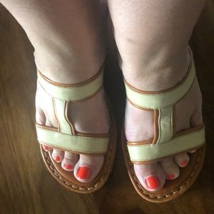 Born Espadrilles Size 9